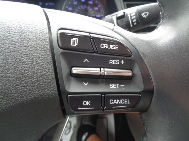 2019 Hyundai Elantra Value Edition image 16