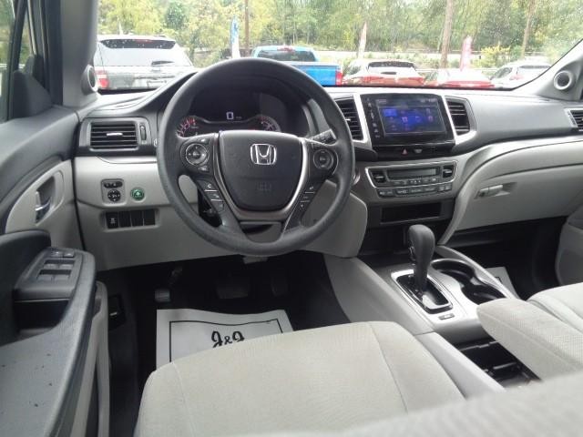 2018 Honda Pilot EX image 14