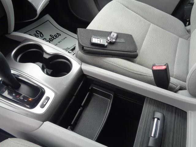 2018 Honda Pilot EX image 19
