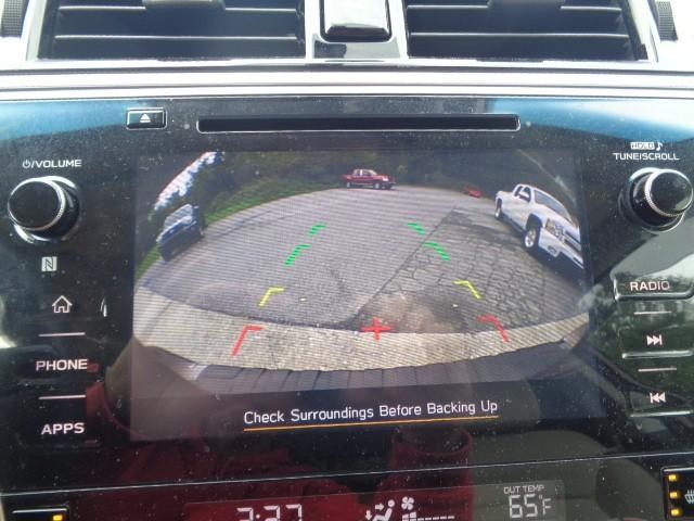 2019 Subaru Outback Premium image 18