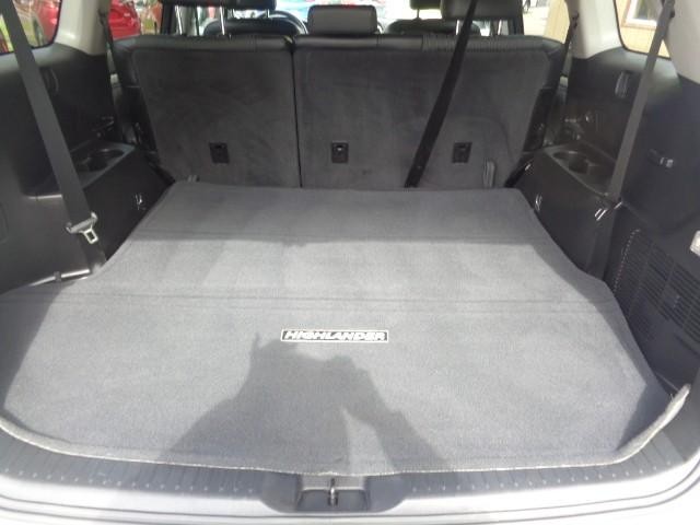 2015 Toyota Highlander AWD 4dr V6 LE (Natl) image 09