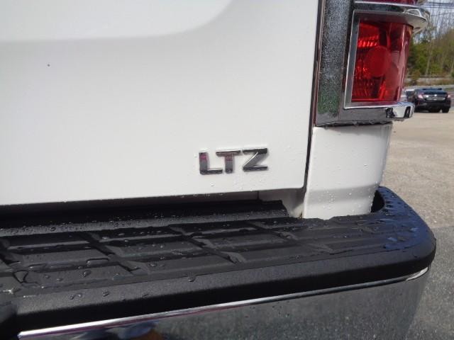 2012 Chevrolet Silverado 1500 4WD LTZ Ext Cab image 05