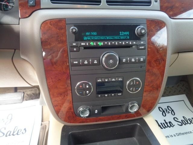 2012 Chevrolet Silverado 1500 4WD LTZ Ext Cab image 21