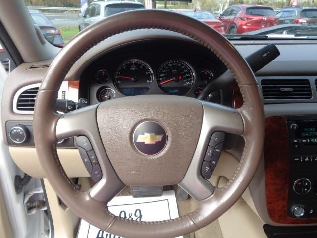 2012 Chevrolet Silverado 1500 4WD LTZ Ext Cab image 25