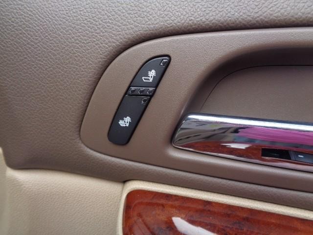 2012 Chevrolet Silverado 1500 4WD LTZ Ext Cab image 29