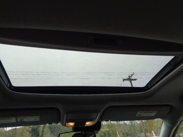 2017 Honda Pilot EX-L image 14