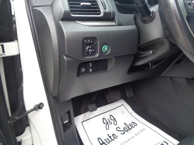 2017 Honda Pilot EX-L image 19