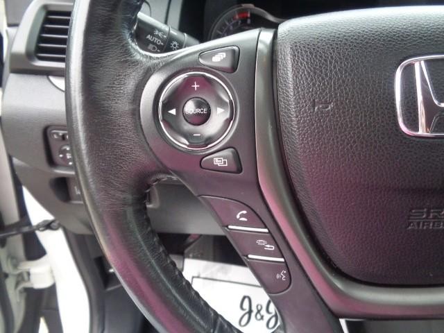 2017 Honda Pilot EX-L image 20