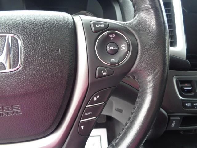 2017 Honda Pilot EX-L image 21