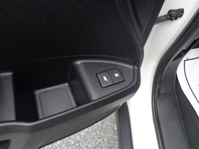 2017 Honda Pilot EX-L image 28