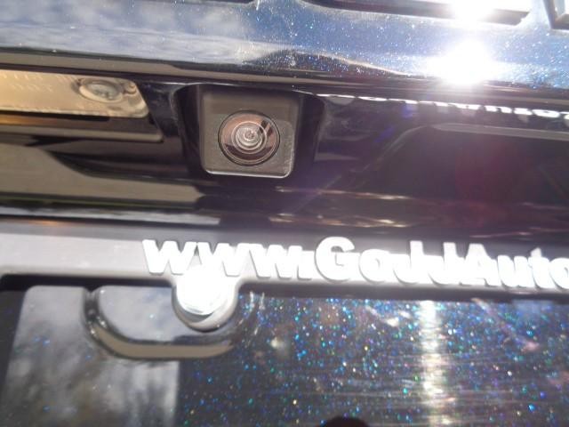 2023 Toyota 4Runner SR5 image 04