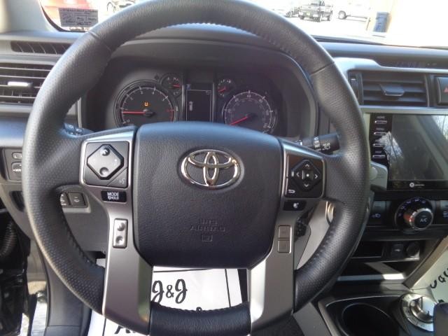 2023 Toyota 4Runner SR5 image 16