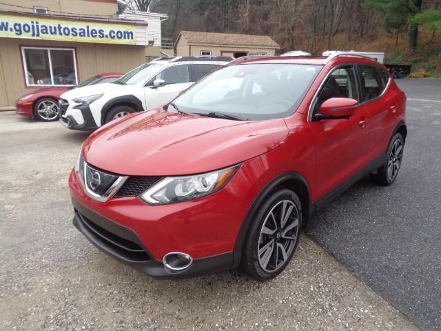2018 Nissan Rogue Sport SL photo 2