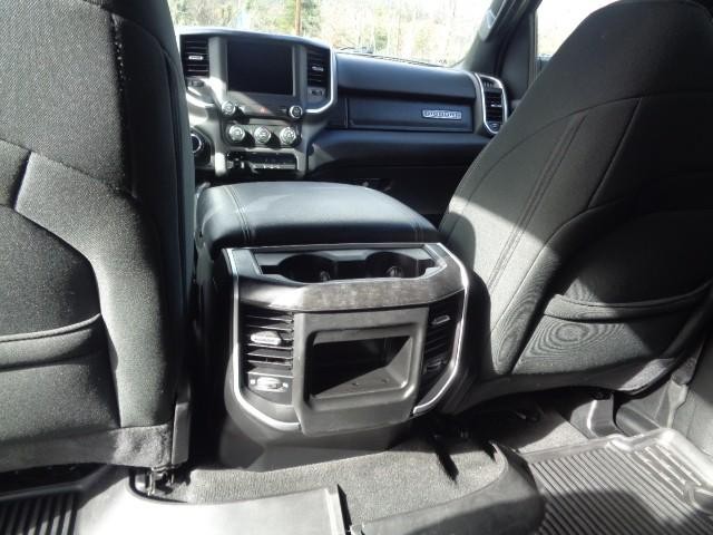 2020 Ram 1500 4WD Big Horn Crew Cab image 11