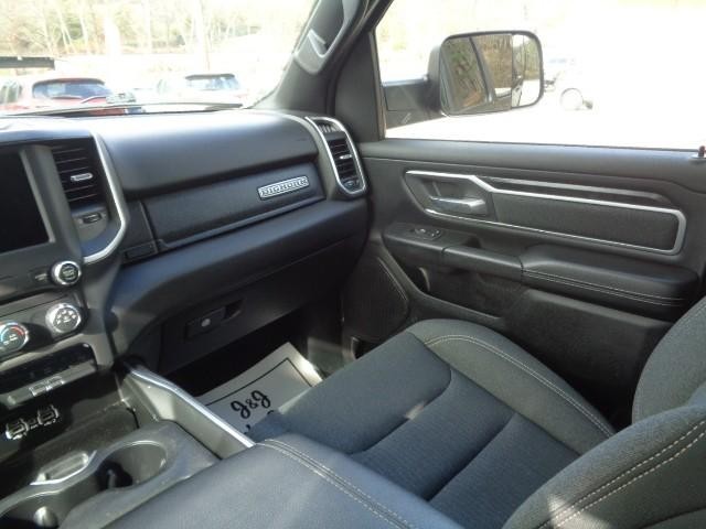 2020 Ram 1500 4WD Big Horn Crew Cab image 12