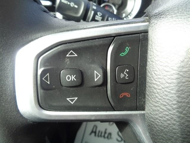 2020 Ram 1500 4WD Big Horn Crew Cab image 23