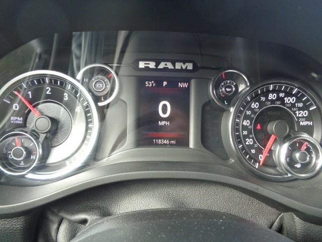 2020 Ram 1500 4WD Big Horn Crew Cab image 26