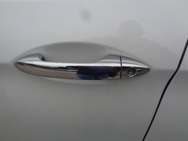 2020 Honda Pilot Touring 8-Passenger image 07