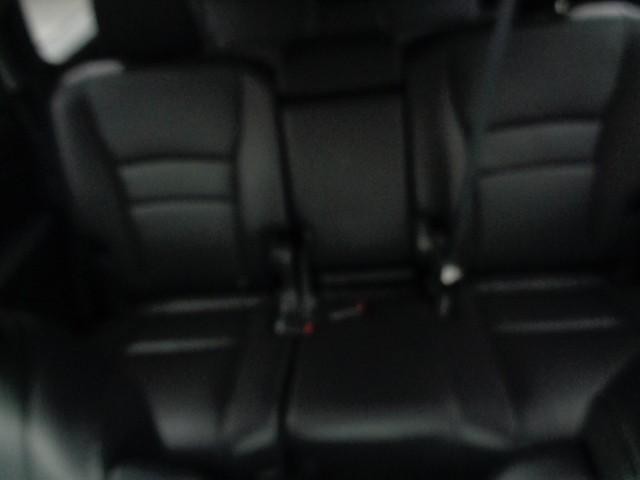 2020 Honda Pilot Touring 8-Passenger image 28