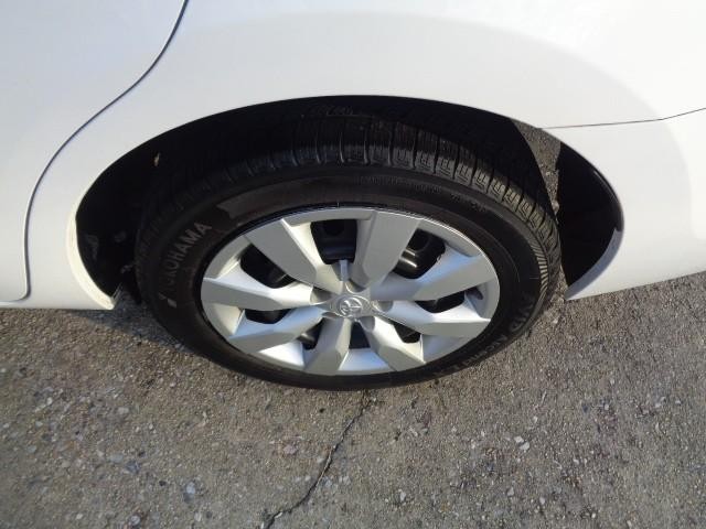 2016 Toyota Corolla 4dr Sdn (Natl) image 05