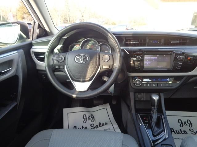 2016 Toyota Corolla 4dr Sdn (Natl) image 08