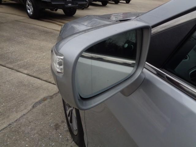 2018 Acura RDX AWD w/Advance Pkg image 16