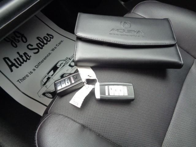 2018 Acura RDX AWD w/Advance Pkg image 24