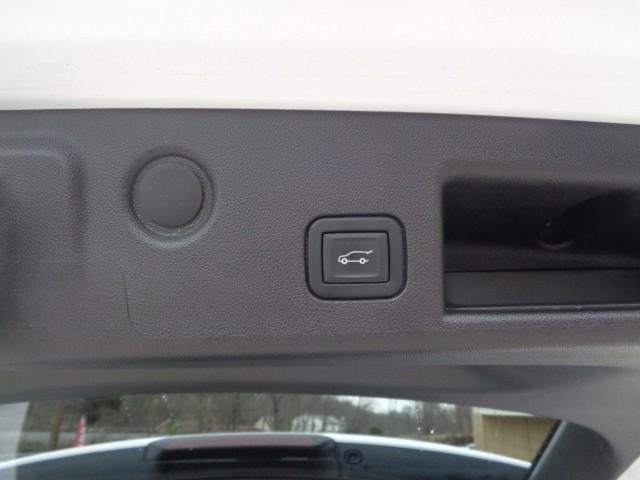 2022 Chevrolet Equinox RS image 15