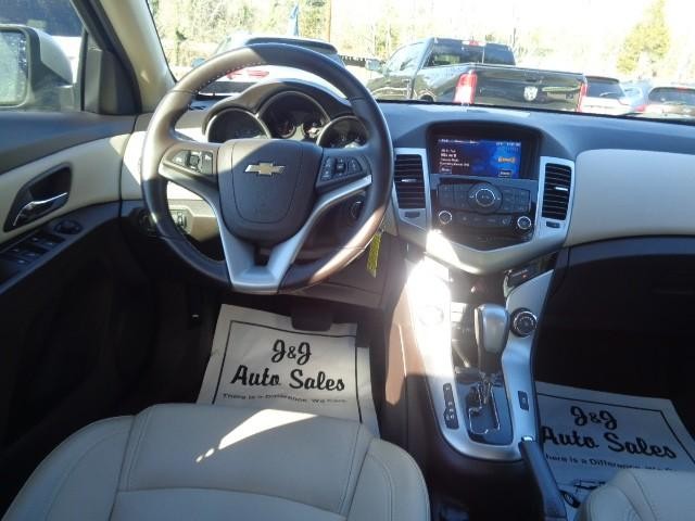 2014 Chevrolet Cruze 2LT image 08