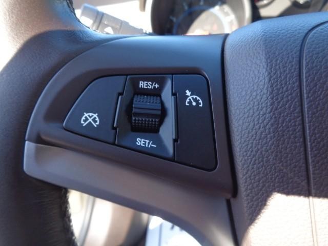 2014 Chevrolet Cruze 2LT image 12