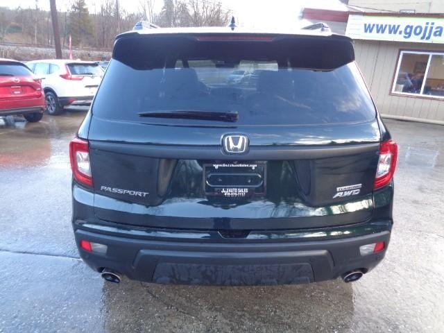 2019 Honda Passport Touring image 05
