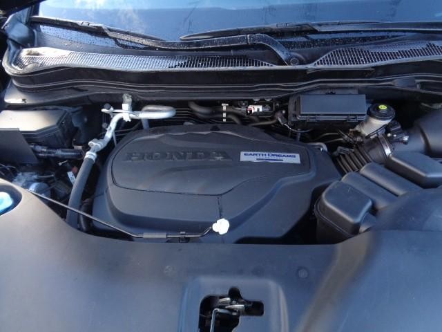 2019 Honda Passport Touring image 07