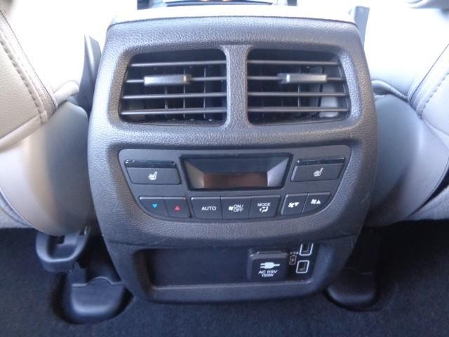 2019 Honda Passport Touring image 13