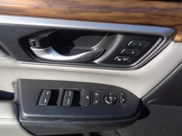 2022 Honda CR-V EX-L image 10