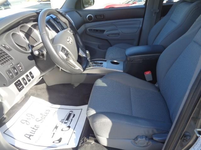 2015 Toyota Tacoma 4WD Double Cab V6 (Natl) image 08