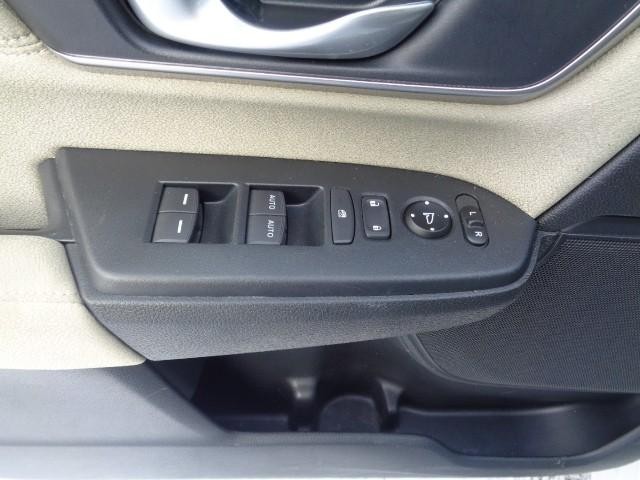 2019 Honda CR-V EX image 08