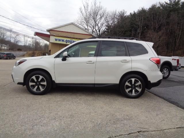2018 Subaru Forester Limited image 03