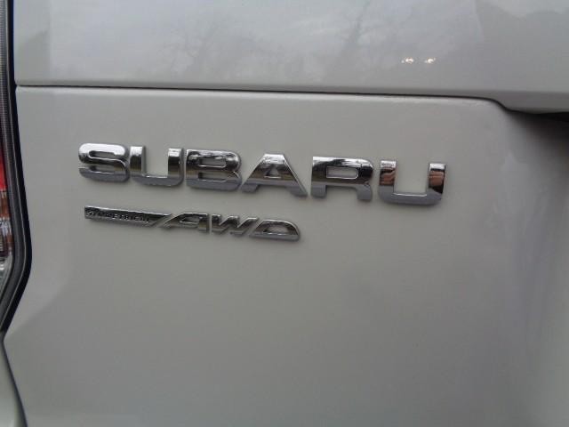 2018 Subaru Forester Limited image 05