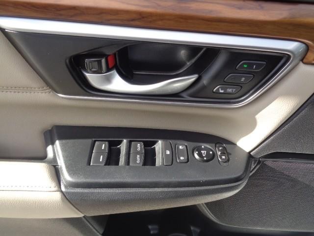 2019 Honda CR-V EX-L image 08