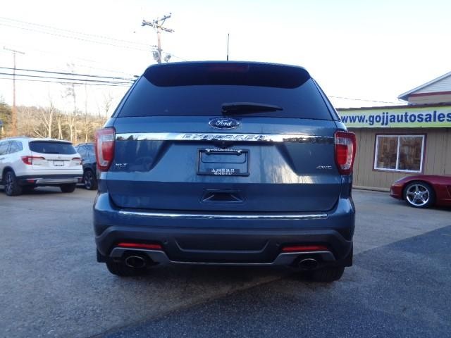 2018 Ford Explorer XLT image 04