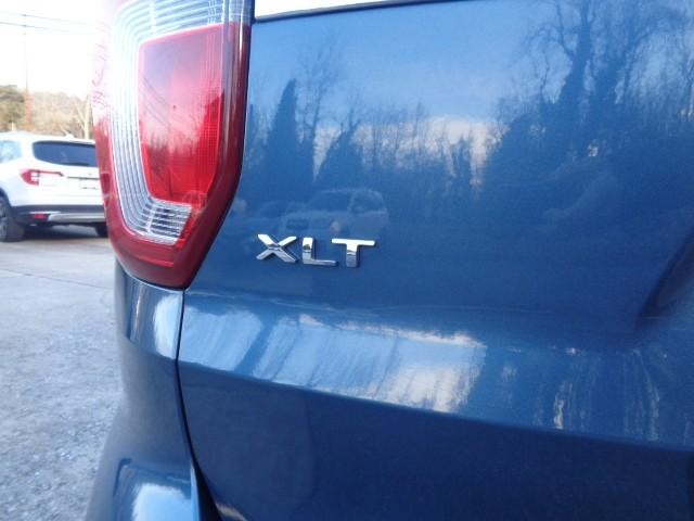2018 Ford Explorer XLT image 06