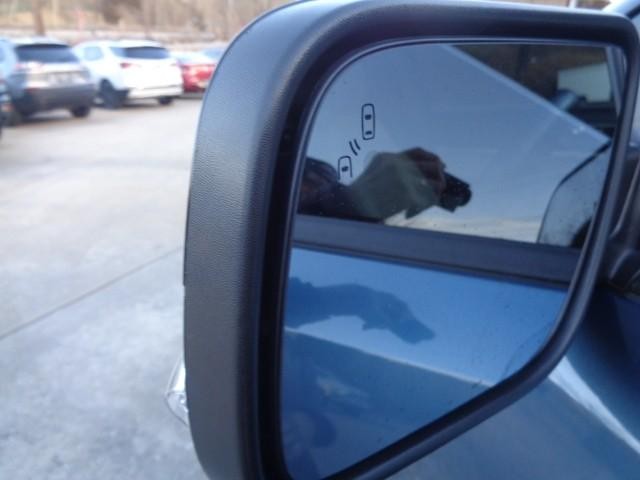 2018 Ford Explorer XLT image 12