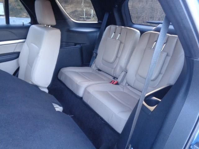 2018 Ford Explorer XLT image 16