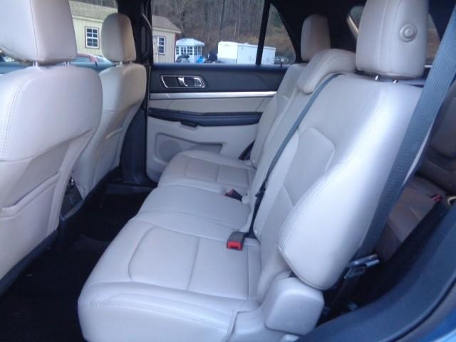 2018 Ford Explorer XLT image 17