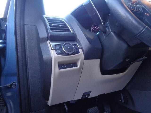 2018 Ford Explorer XLT image 23