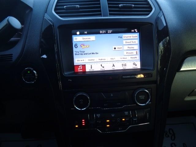 2018 Ford Explorer XLT image 27