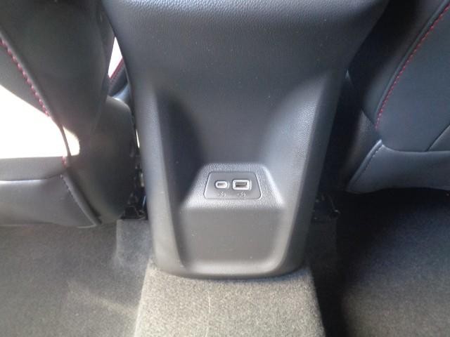 2023 Buick Envision Essence image 11