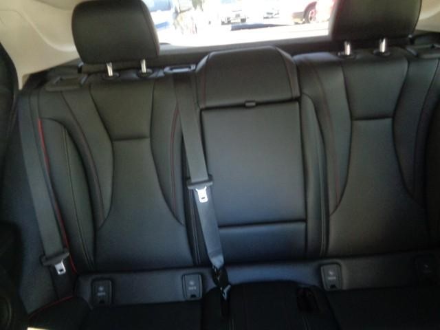 2023 Buick Envision Essence image 23