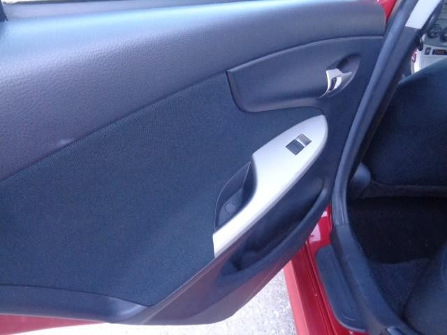 2010 Toyota Corolla S image 08