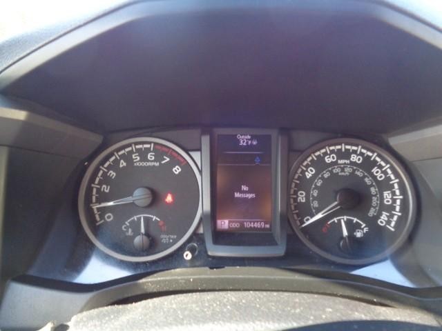 2017 Toyota Tacoma 4WD TRD Sport Double Cab image 13